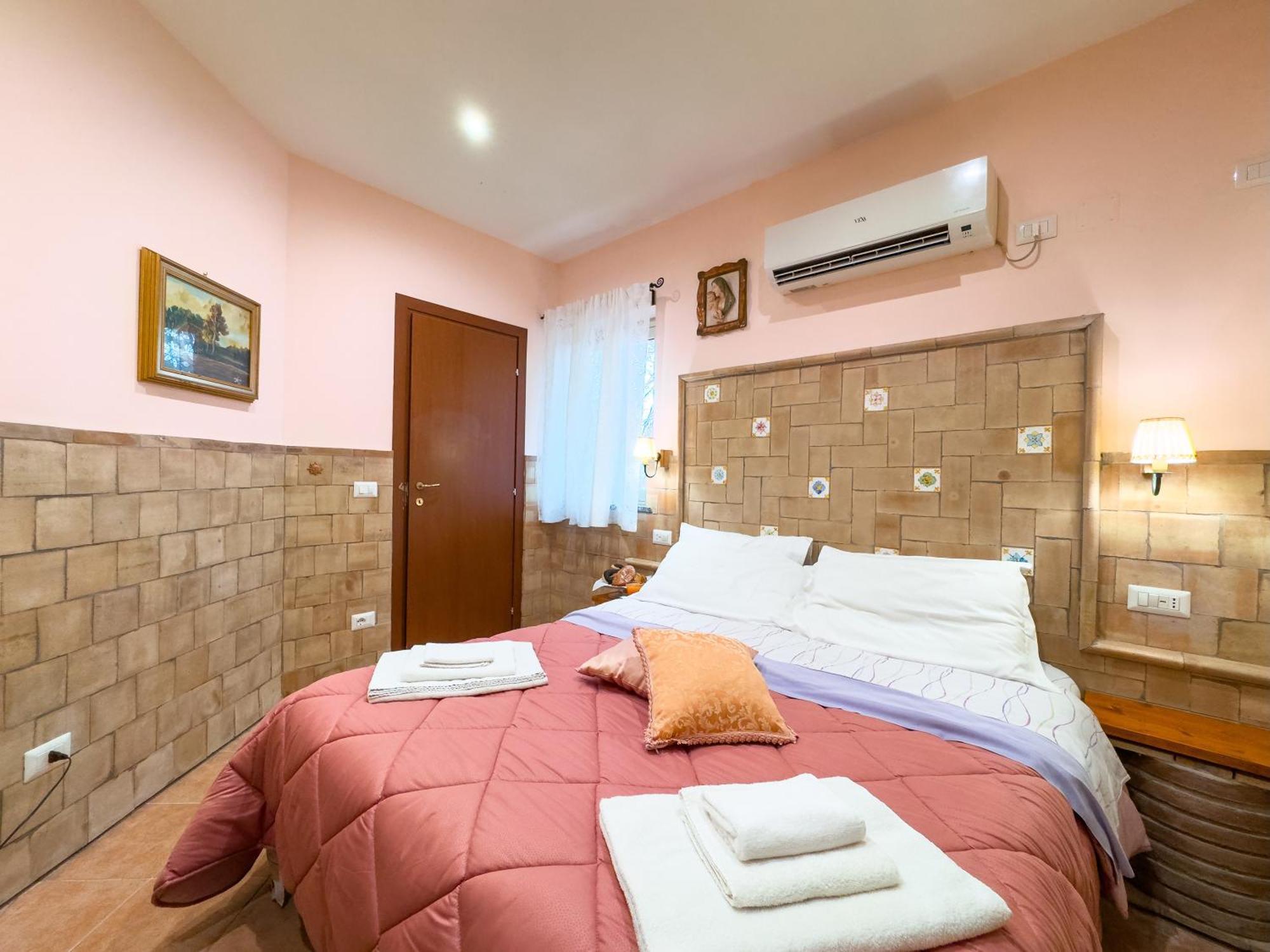 מסקלי Villa Del Gelso Chalet Nel Parco Delletna מראה חיצוני תמונה